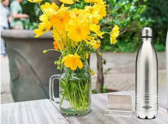 Milton Duo DLX 750 Ml Thermosteel 750 ml Water Bottle, 24 Hr Hot and Cold I Leak Proof Lid, ISI Certified I Vacuum Insulated I for Office, Gym, School