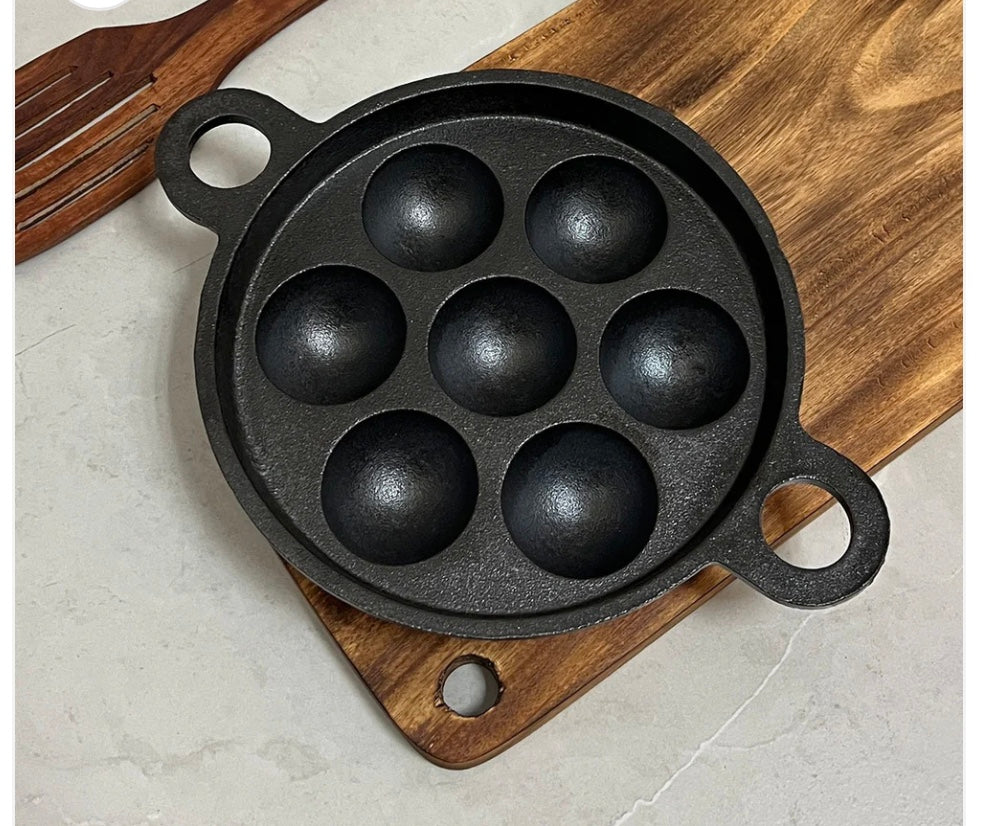 Cast Iron Paddu Appe Maker (7 Cavity) Premium Cast Iron 7 Cavity Paniyaram Paddu Maker Pre-Seasoned